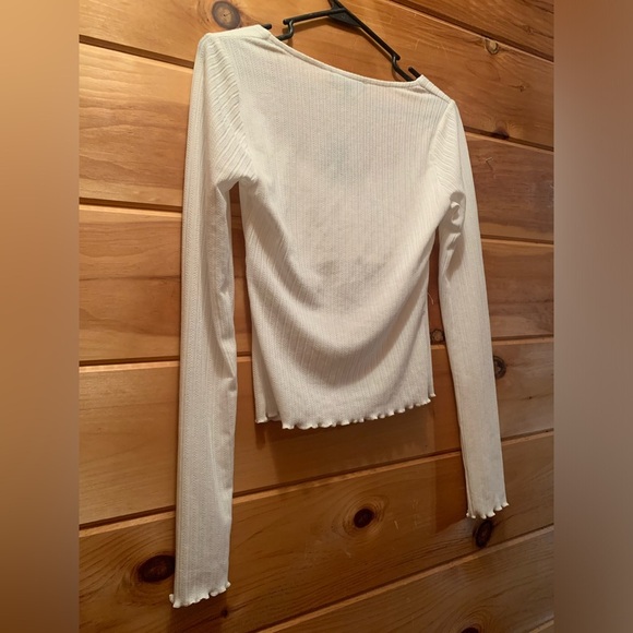 Lulu’s NWT Constant Cuteness White Ribbed Knit Long Sleeve Top. Size small - Picture 6 of 9